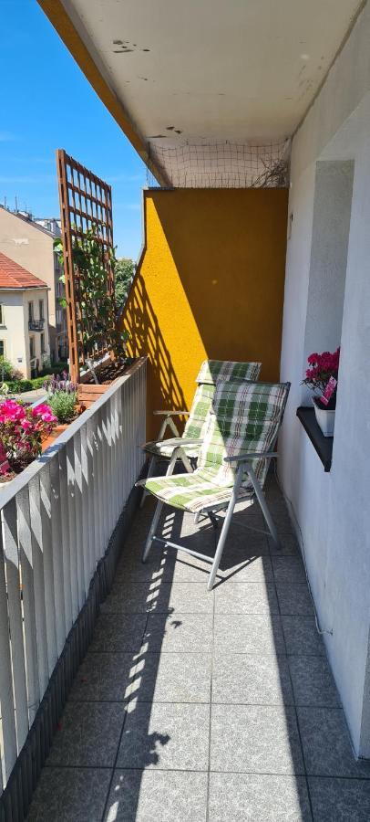קרקוב Home Sweet Home With A Private Parking Place!! מראה חיצוני תמונה
